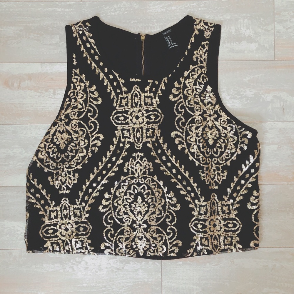 Cropped blouse with gold sequins